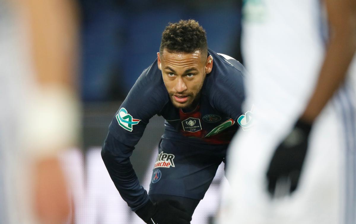 Neymar | Neymar bo moral za deset tednov pozabiti na nogometno žogo. | Foto Reuters