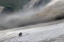 Odlomljeni ledenik na Marmoladi pod seboj pokopal najmanj pet oseb