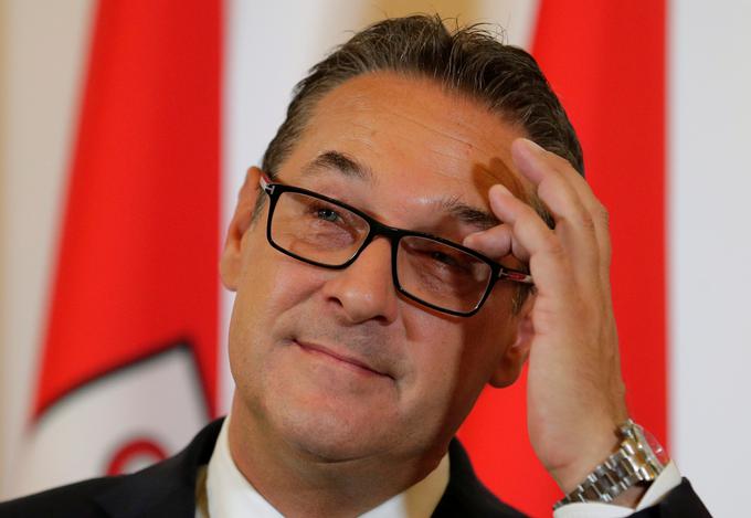 Avstrijski podkancler Heinz-Christian Strache je odločitev Avstrije o umiku iz dogovora ZN o migracijah pospremil z besedami, da avstrijska vlada ne bo pristala na to, da bi migracije obravnavali kot človekove pravice. | Foto: Reuters
