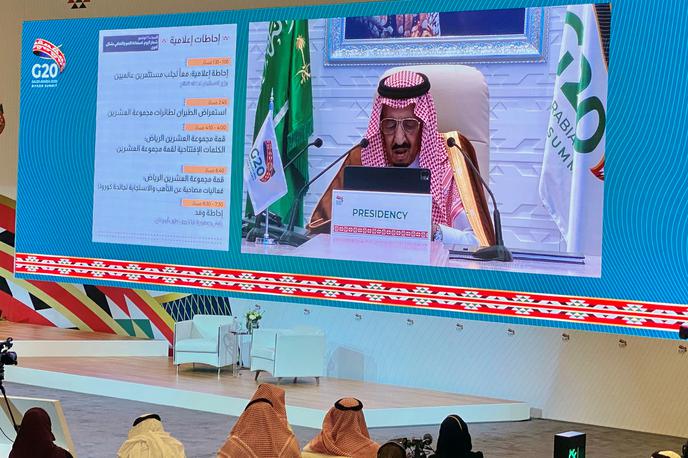 Vrh G20 | Dvodnevni vrh se je začel z videonagovorom savdskega kralja Salmana. | Foto Reuters
