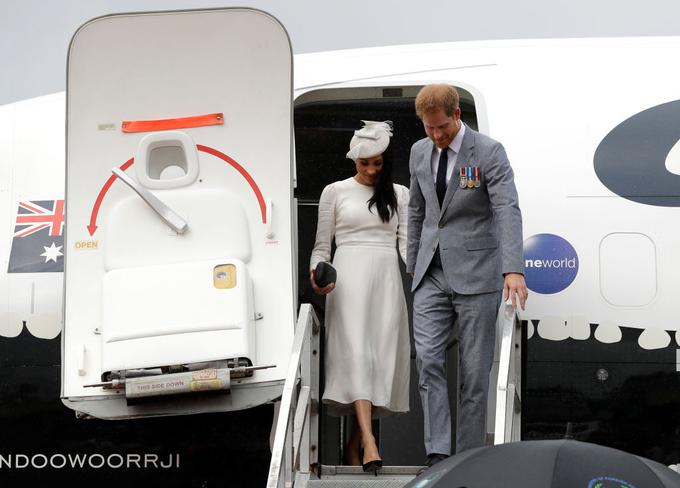 Z ženo Meghan redno potuje z zasebnim letalom. | Foto: Getty Images