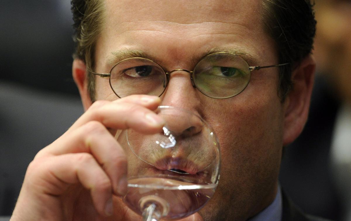 Karl-Theodor zu Guttenberg | Karl-Theodor zu Guttenberg je iz politike odšel leta 2011 po izbruhu plagiatorske afere. Zdaj trdi, da je bil že pred afero nezadovoljen v politiki in jo je želel zapustiti. | Foto Guliverimage