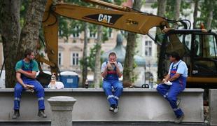Tujci v Sloveniji lani večinoma zaposleni v gradbeništvu