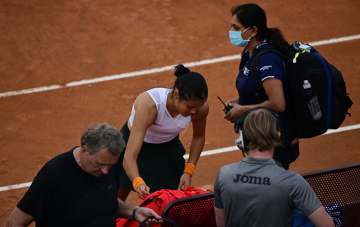 Emma Raducanu | EMMA Raducanu je rimski turnir končala predčasno zaradi poškodbe. | Foto Reuters