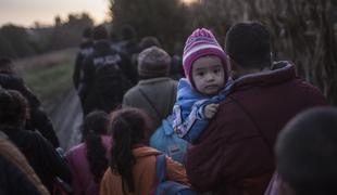 Število beguncev je vse bližje številki 150 tisoč