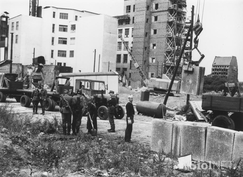 Gradnja Berlinskega zidu