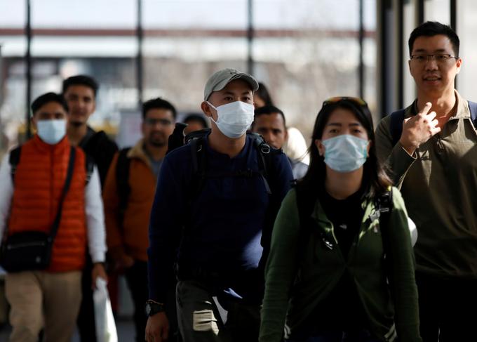 Kitajske oblasti so v preteklih dneh sprejele več preventivnih ukrepov za zajezitev novega virusa.  | Foto: Reuters
