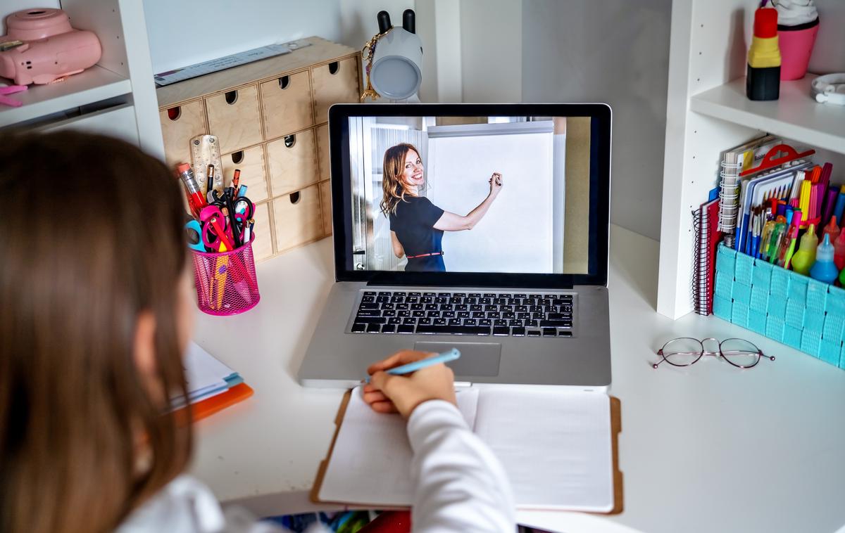 računalnik šolanje od doma | Še najmanj sedem dni bo šolanje potekalo na daljavo. | Foto Getty Images