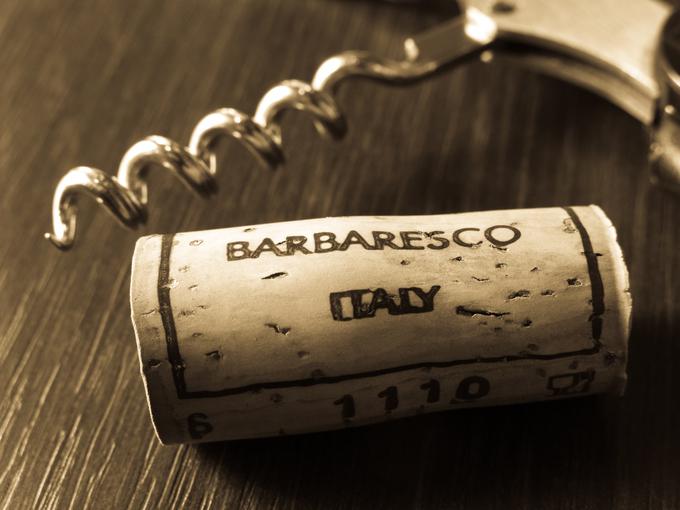 Vino barbaresco je dobilo ime po istoimenski vasici. (Foto: Adobe Stock) | Foto: 