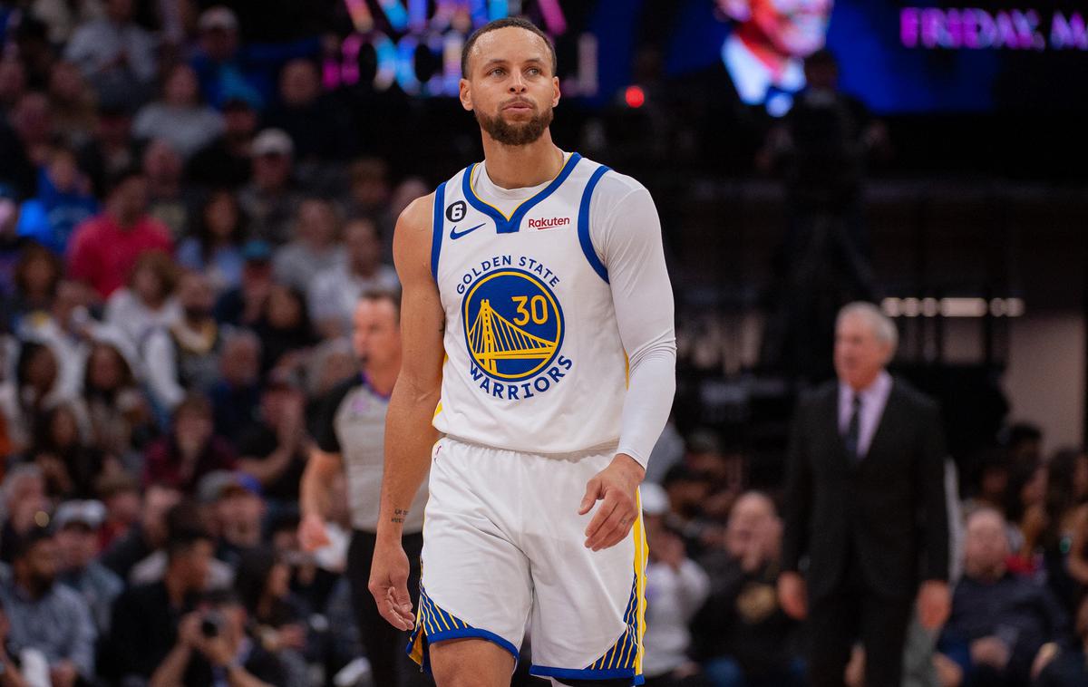 Golden State Warriors Stephen Curry | Stephen Curry in njegovi Golden State Warriors so si z zmago v zadnjem krogu rednega dela priborili šesto mesto v zahodni konferenci. V prvem krogu končnice se bodo pomerili s Sacramentom. | Foto Reuters