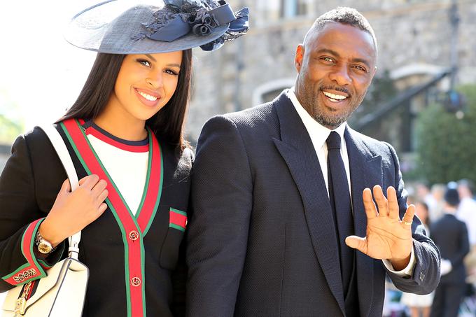 Elba z zaročenko Sabrino Dhowre na poroki princa Harryja in Meghan Markle | Foto: Reuters