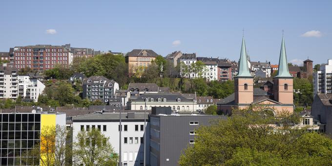 Wuppertal ima približno toliko prebivalcev kot slovensko glavno mesto Ljubljana. | Foto: Guliverimage