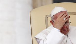 Vatikan zanikal, da ima papež tumor