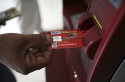Visa napovedala znižanje provizij za plačila s kreditnimi karticami