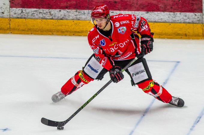 Jure Sotlar je novi hokejist na seznamu poškodovanih. | Foto: HDD Jesenice, Drago Cvetanovič