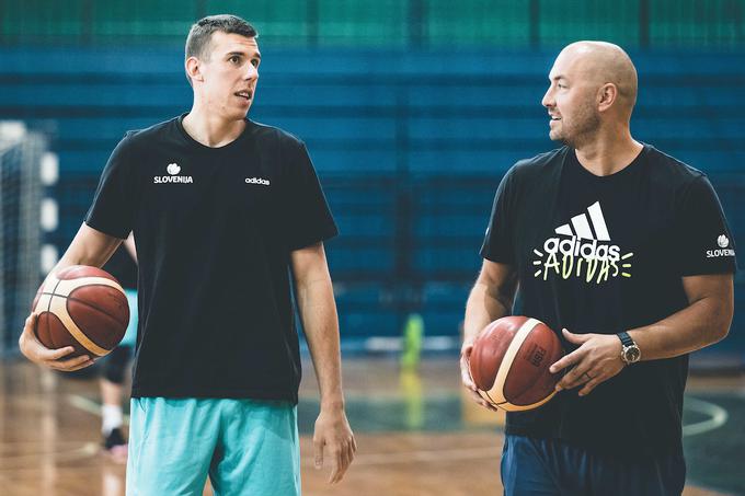 "Verjamem, da bo tudi Vlatko prej ali slej dobil priložnost, da pokaže svoje razkošno košarkarsko znanje." | Foto: Grega Valančič/Sportida