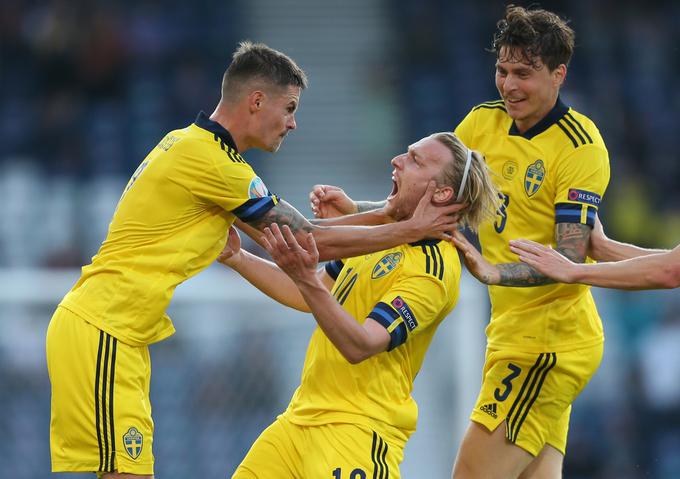 Švedi so v nasprotju s Slovenci lani nastopili na evropskem prvenstvu in se uvrstili med 16 najboljših. | Foto: Reuters