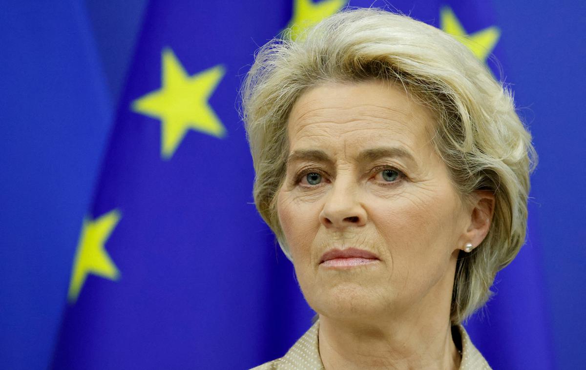 Ursula von der Leyen | Komisija je predlog teh ukrepov pripravila na podlagi poročila o pomanjkljivostih na področju vlaganja v obrambo v Evropski uniji, k čemur so jo pozvali voditelji EU na neformalnem vrhu marca v Versaillesu. | Foto Reuters