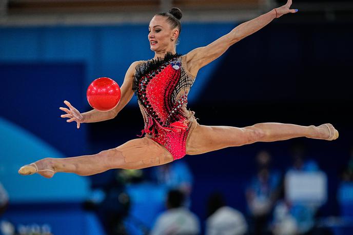 Jekaterina Vedenejeva | Jekaterina Vedenejeva je z odliko začela nastope na 40. svetovnem prvenstvu v ritmični gimnastiki. | Foto Guliverimage