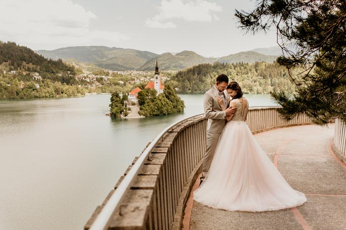 poroka, Bled | Bled je priljubljena destinacija za poroke tujih parov. | Foto Večni Trenutek