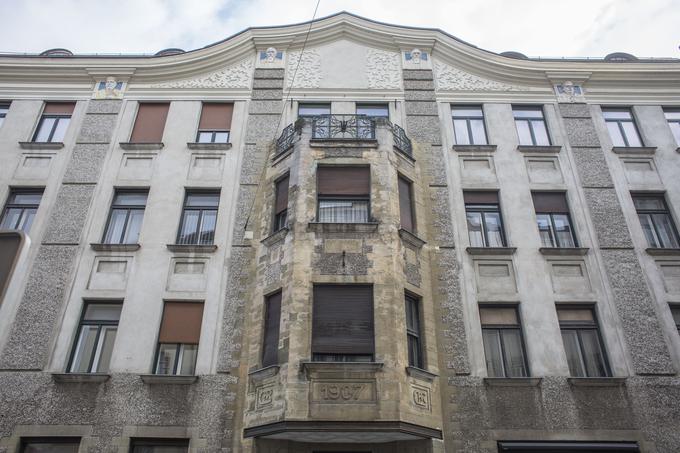 Bambergova hiša je eden od odtisov arhitekta in urbanista Maksa Fabianija v Ljubljani. Njegova povezava z mestom se začenja z načrtom popotresne regulacije leta 1895 in konča leta 1908, ko je bil zgrajen Jakopičev paviljon.  | Foto: Matej Leskovšek