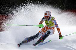 Zadnji slalom Vlhovi, Hrvatici prve stopničke, Ana Bucik odstopila