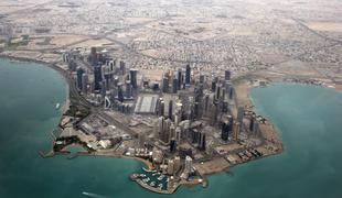 Zakaj najbogatejši arabski državi grozi propad