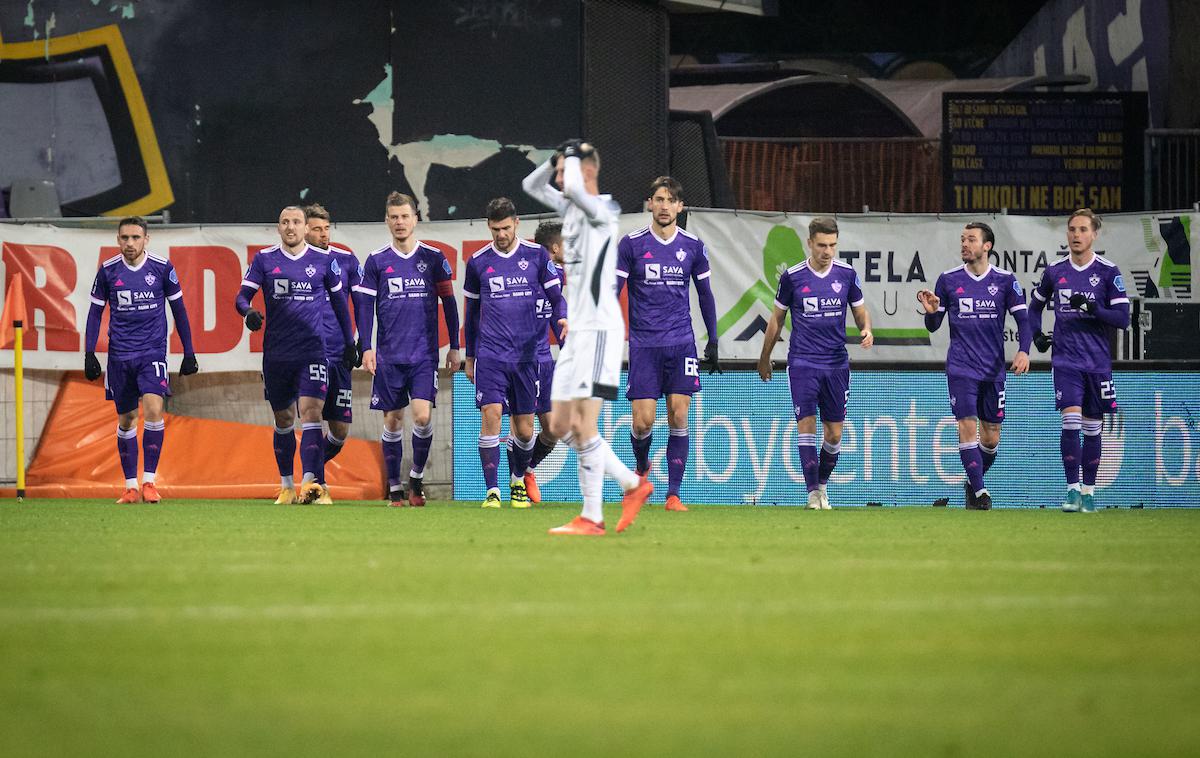 Maribor Mura | Mariborčani so si z zmago nad Muro že zagotovili naslov jesenskega prvaka. | Foto Blaž Weindorfer/Sportida