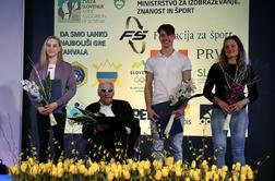 Plezalca leta Garnbretova in Potočar, nagrada za življenjsko delo Kukovcu #foto