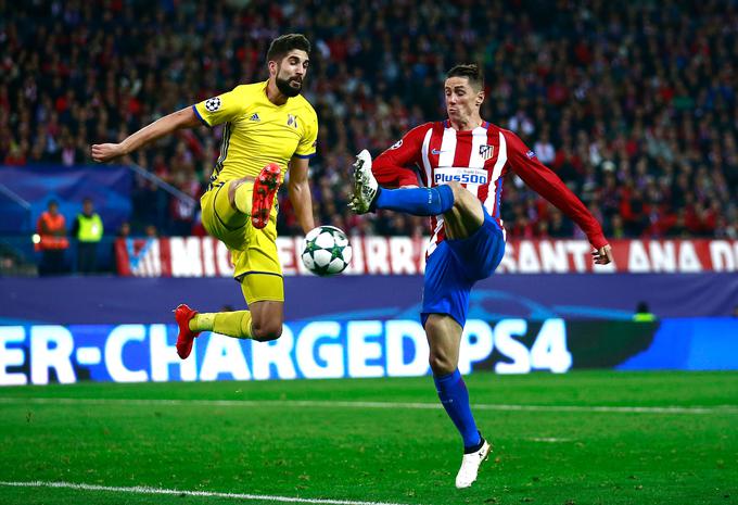 V dvoboju s Fernandom Torresom (Atletico Madrid). | Foto: Guliverimage/Getty Images