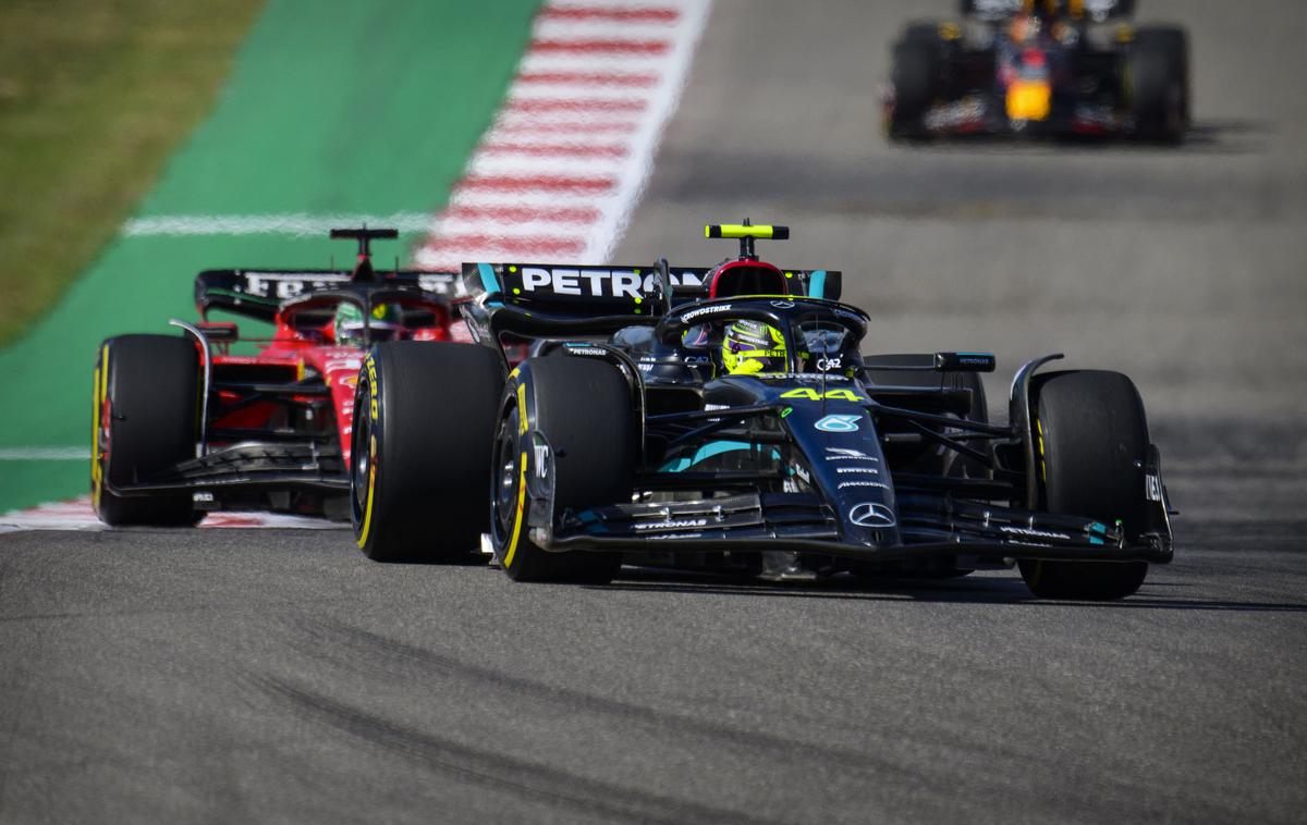 Interlagos  Lewis Hamilton Charles Leclerc Mercedes | Mercedes pred zadnjo, 22. dirko sezone brani štiri točke prednosti pred Ferrarijem. | Foto Reuters
