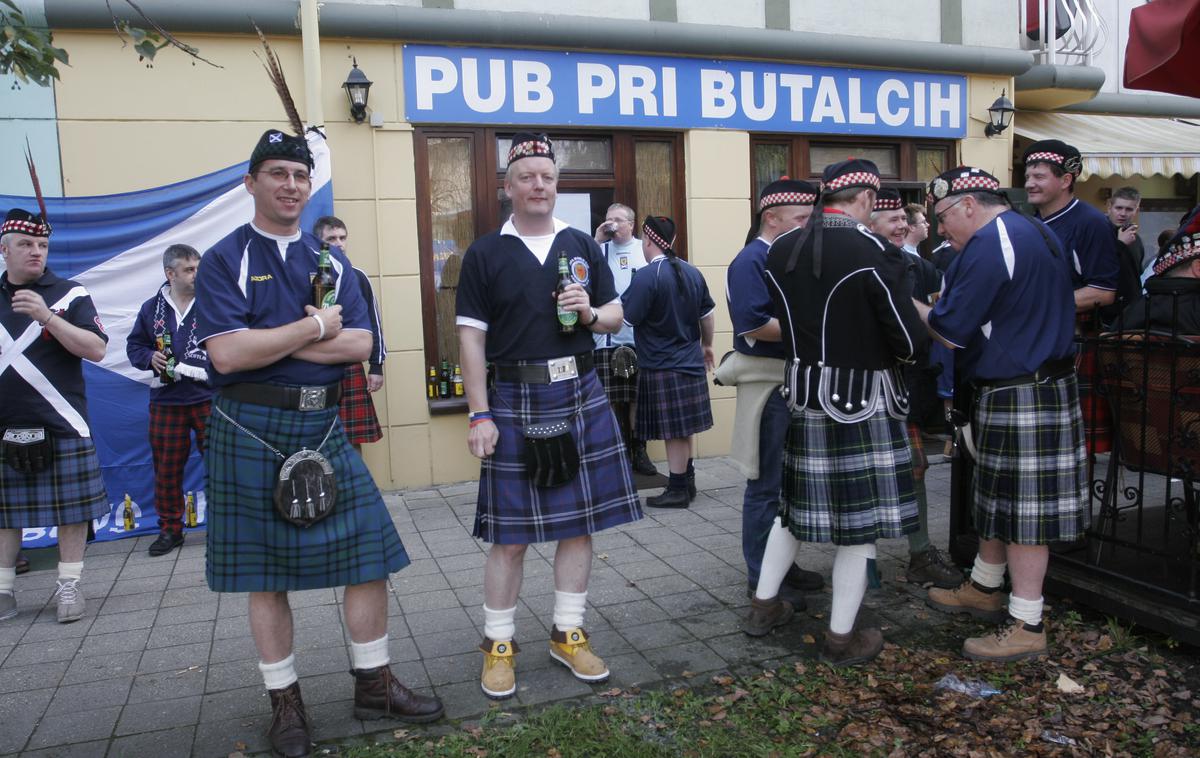 Škotski navijači Celje | Foto Vid Ponikvar