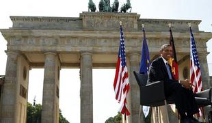 Obama: S prisluškovanjem smo "rešili življenja", tudi v Nemčiji