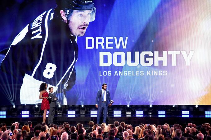 Nagrajen je bil še en član Los Angeles Kings, Drew Doughty je najboljši branilec sezone. | Foto: Guliverimage/Getty Images