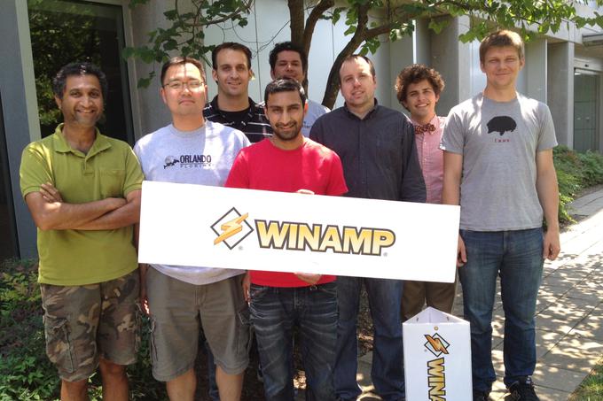 Ekipa programerjev, ki je Winamp razvijala po tem, ko je AOL razpustil Nullsoft.  |  Foto: AOL | Foto: 