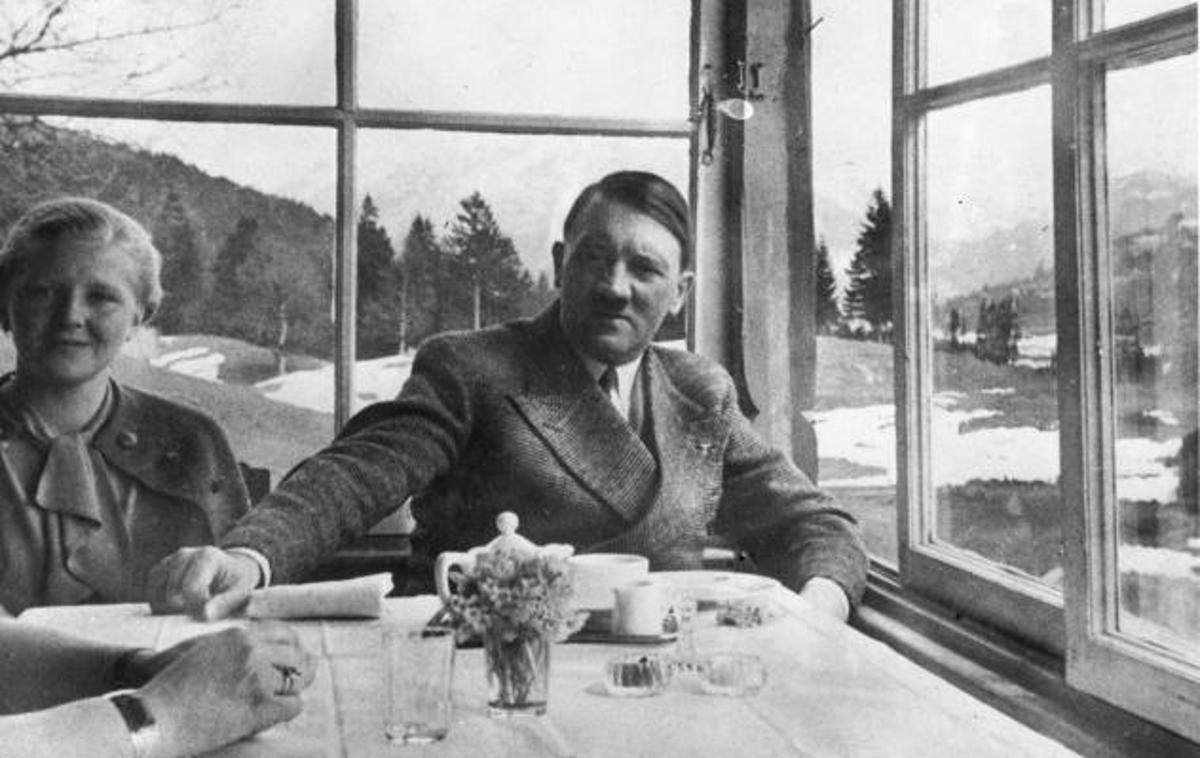 Adolf Hitler | V neki argentinski restavraciji so prodajali krompirček, poimenovan po Adolfu Hitlerju. | Foto Getty Images