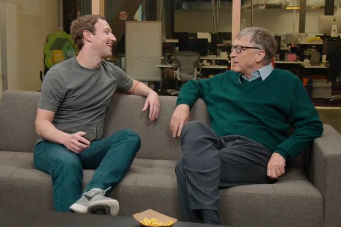 Mark Zuckerberg (levo) in Bill Gates (desno). Prvi je šesti najbogatejši človek na svetu, drugi pa že lep čas vztraja na prvem. Klik: Forbes | Foto: Facebook