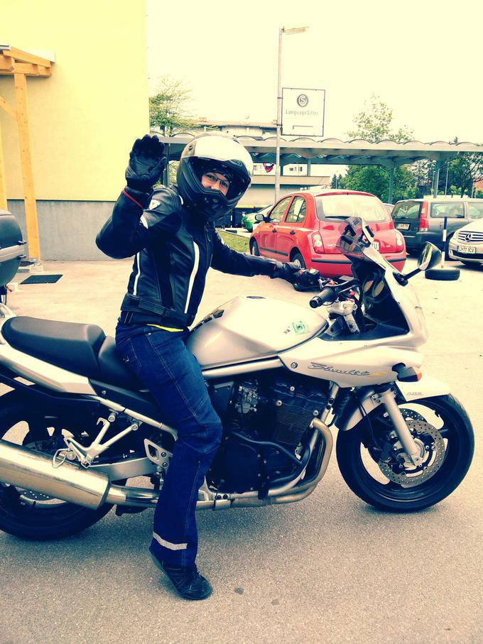 Carina ima rada hitrost in občutek svobode na motorju. | Foto: osebni arhiv/Lana Kokl
