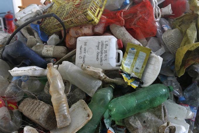 Če ne bomo ukrepali, bo po nekaterih podatkih že čez 30 let v morju več plastike kot rib. | Foto: Reuters