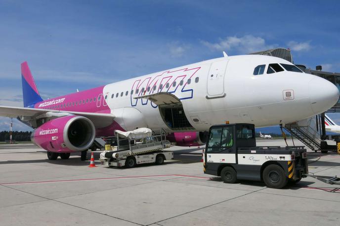 Wizz Air Brnik | Edina linija Wizz Aira iz Ljubljane bo letošnje poletje nedavno uvedena subvencionirana linija v Skopje, na kateri je mogoče leteti trikrat tedensko. | Foto STA