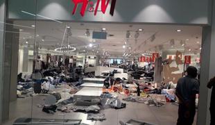 H&M zaradi protestov v Južni Afriki zaprl vse trgovine