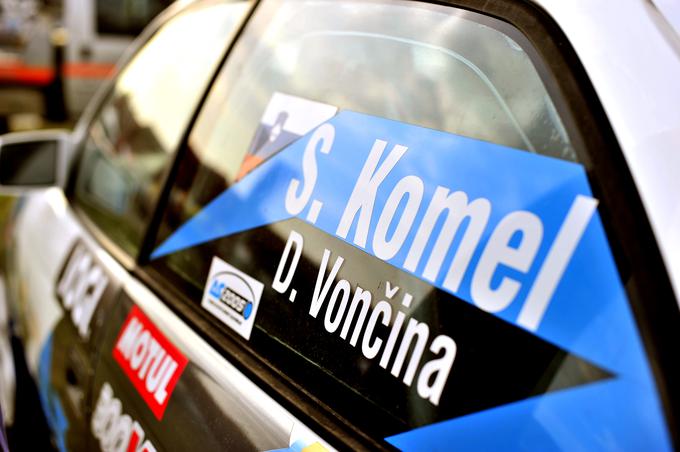Slavko Komel je kot sovoznik na relijih prvič sodeloval leta 1979, njegovo ime pa se na vozniški strani avtomobila pojavlja vse od leta 1983.  | Foto: Gregor Pavšič