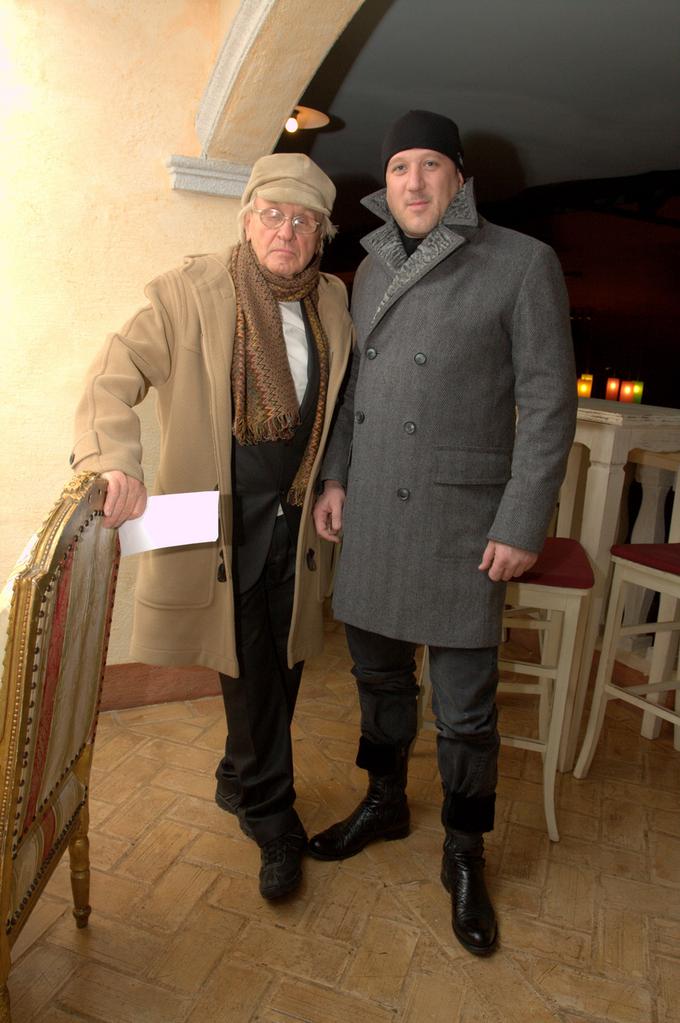 Ljubljanski gostinec in nepremičninar Rasto Tomažič (desno) v družbi novinarja Toneta Fornezzija.  | Foto: Mediaspeed