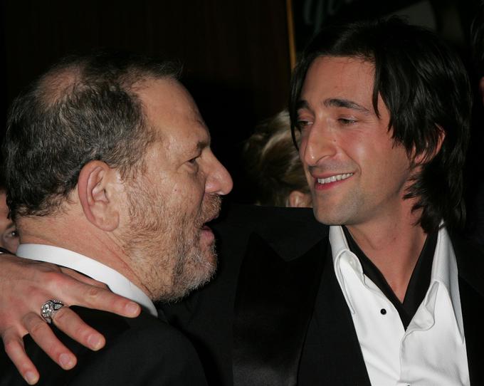 Harvey Weinstein in Adrien Brody leta 2006 - leto pozneje se je Weinstein poročil z Georgino Chapman. | Foto: Getty Images