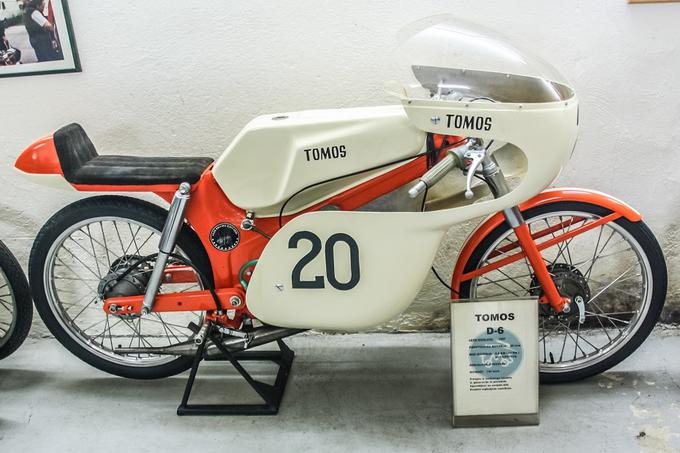 Tomosov dirkalnik D6 iz začetka sedemdesetih let. | Foto: Miloš Ferfolja