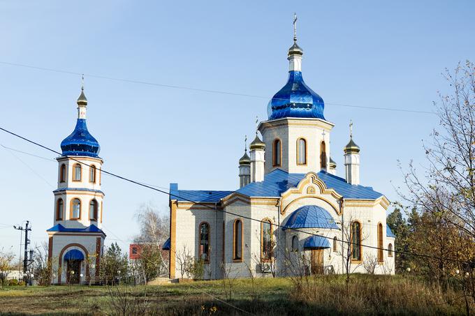 Pravoslavne cerkve so bogato okrašene.  | Foto: Ana Kovač