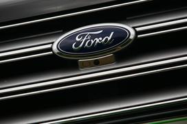 Ford edge 2.0 TDCi bi-turbo 154 kW powershift AWD titanium - test