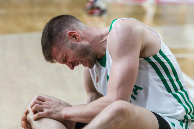 Edo Murić je sezono končal s težjo poškodbo kolena. | Foto: Matej Povše/Sportida