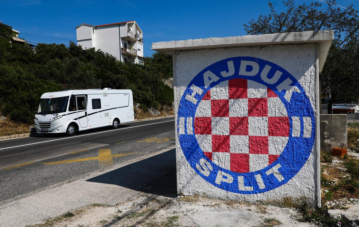 Hajduk Split | Splitski Hajduk je sklenil posebno sodelovanje s slovenskim nogometnim klubom Kalcer Radomlje.  | Foto Guliverimage