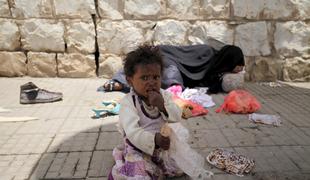 Nasilje v Jemnu z novimi smrtnimi žrtvami, v Siriji ubitih pet šolarjev